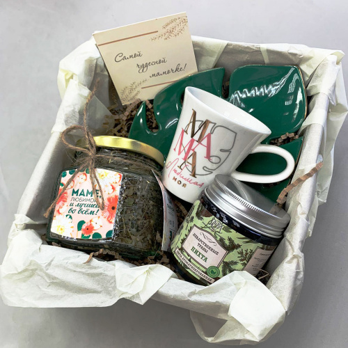 Подарочный набор "Самой чудесной мамочке" чай, чашка, свеча в банке арт. 67452