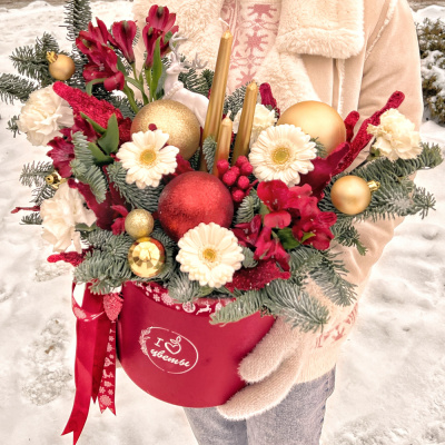 Коробка "Зимние узоры" со свечами и нобилисом N 72251