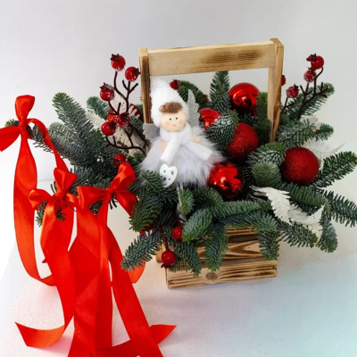 Композиция в ящике из нобилиса с фигуркой ангелом "Сундучок со сказками" N 90867