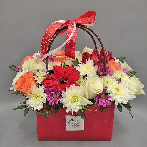 Сумочка с герберой и хризантемой "Яркое настроение" N 50832