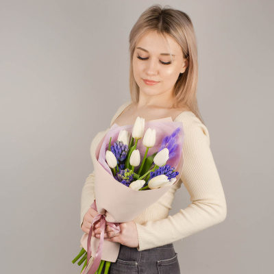 Букет из тюльпанов с гиацинтами (9+3) 46932